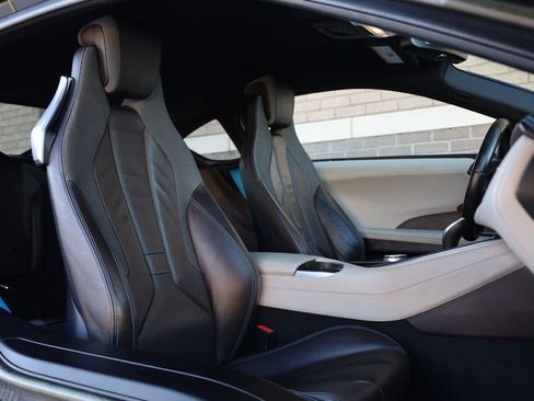 Used 2014 BMW i8 image 21