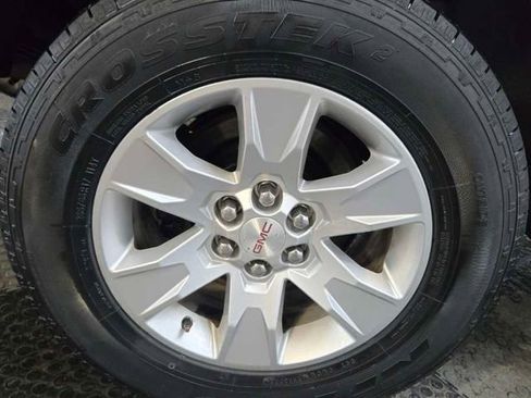 Used 2018 GMC Canyon SLE w/ SLE Convenience Package image 43