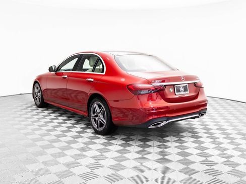 Used 2023 Mercedes-Benz E 350 4MATIC Sedan image 3