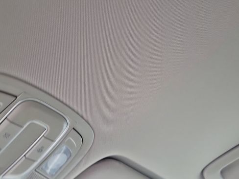 Used 2020 Hyundai Santa Fe SEL w/ Convenience Package image 28