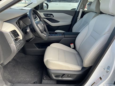 New 2026 Nissan Rogue SV image 13