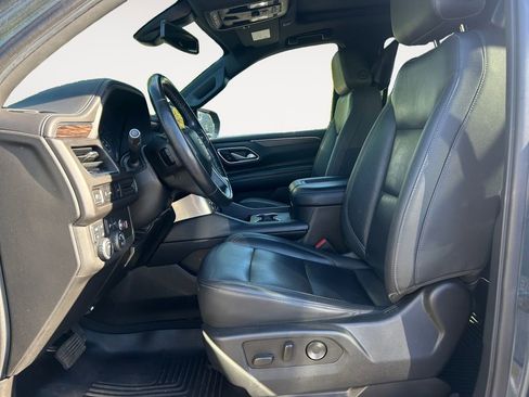 Used 2021 Chevrolet Tahoe LT w/ Rear Media and Nav Package image 15