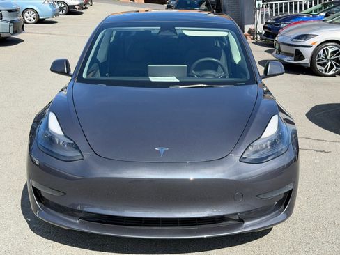 Used 2023 Tesla Model 3 Standard Range image 2