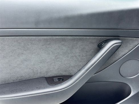 Used 2021 Tesla Model 3 Standard Range Plus image 45