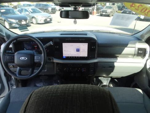 Used 2024 Ford F350 XLT w/ XLT Premium Package image 25