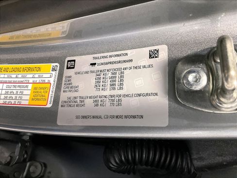 Used 2025 Chevrolet Tahoe Z71 AWD/4WD image 36