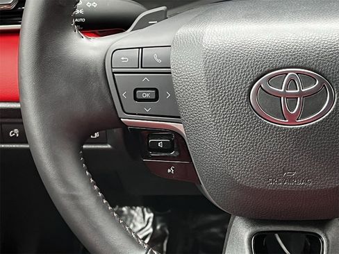 Used 2025 Toyota Camry XSE image 12