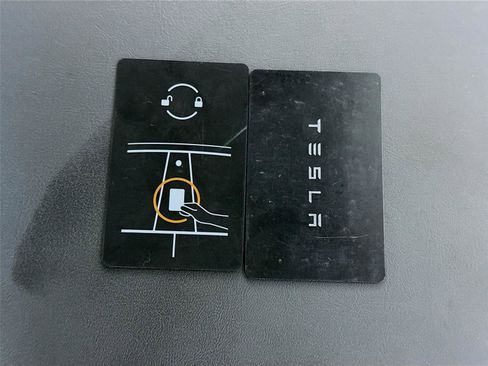 Used 2026 Tesla Model Y 2WD image 21