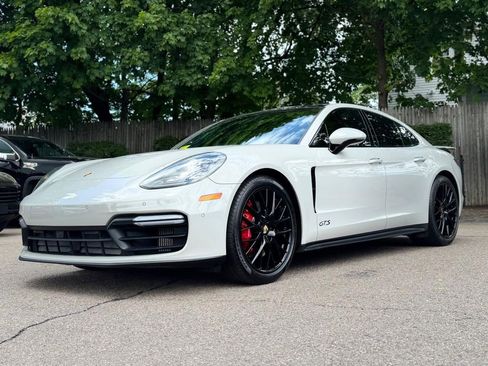 Used 2019 Porsche Panamera GTS AWD/4WD image 3