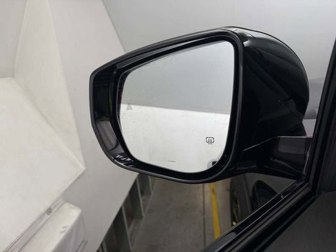 New 2025 Jeep Grand Cherokee Limited w/ Black Appearance Package image 28