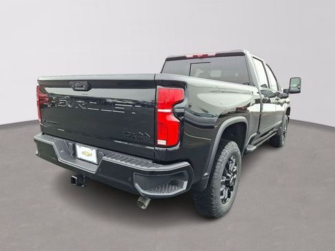 New 2026 Chevrolet Silverado 2500 High Country w/ Midnight Edition image 4