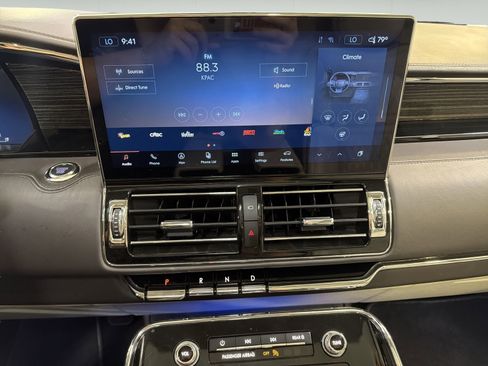 Used 2023 Lincoln Navigator Black Label AWD/4WD image 17