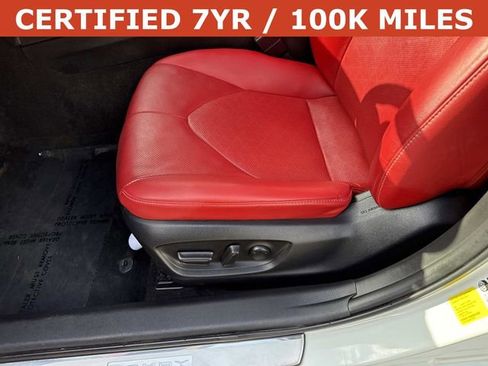 Used 2022 Toyota Camry XSE w/ Navigation Package image 15