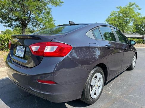 Used 2016 Chevrolet Cruze LS FWD image 5