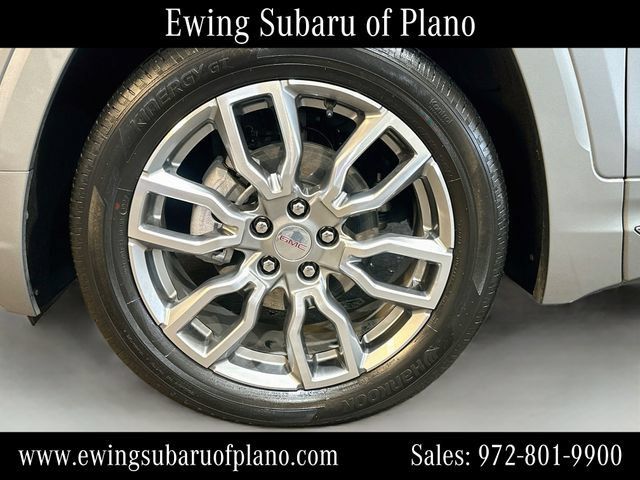Used 2023 GMC Terrain Denali w/ Denali Premium Package AWD/4WD image 33