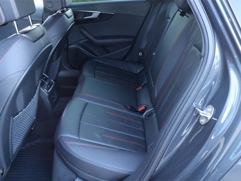 Used 2018 Audi A4 2.0T Premium Plus w/ Premium Plus Package image 10