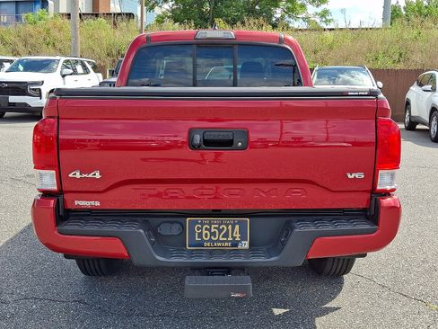 Used 2016 Toyota Tacoma SR w/ Towing Package AWD/4WD image 5