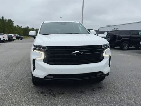 Used 2024 Chevrolet Tahoe RST w/ Luxury Package image 3