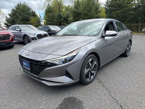 Certified 2023 Hyundai Elantra SEL w/ Convenience Package FWD image 1