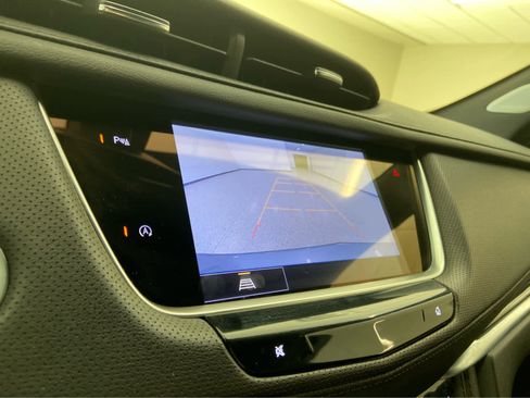 Used 2025 Cadillac XT5 Premium Luxury image 33