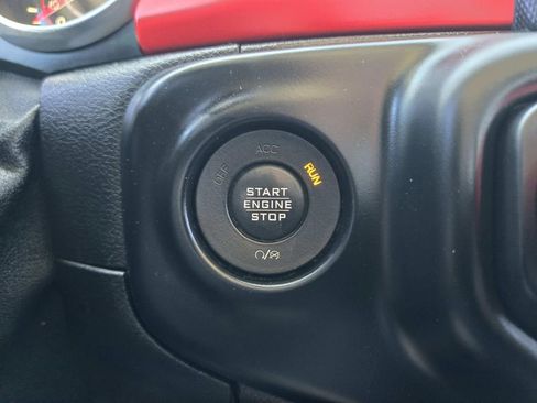 Used 2020 Jeep Gladiator Rubicon AWD/4WD image 40