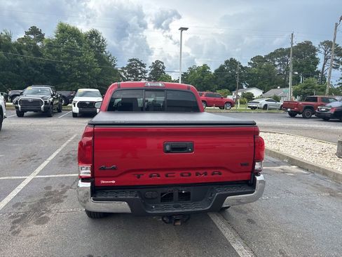 Used 2023 Toyota Tacoma SR5 AWD/4WD image 28