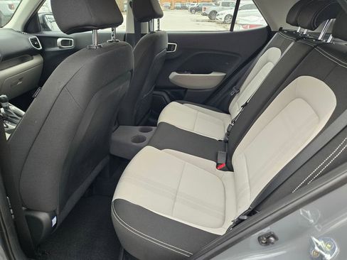 Certified 2023 Hyundai Venue SEL image 22