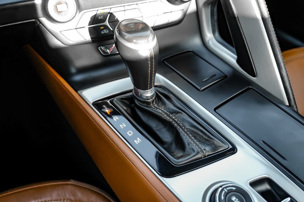 Used 2015 Chevrolet Corvette Stingray Convertible w/ 2LT Preferred Equipment Group RWD image 19