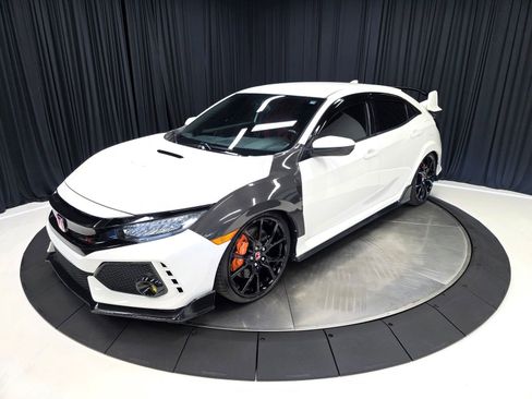 Used 2018 Honda Civic Type R image 7