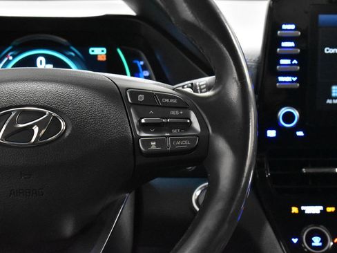 Used 2020 Hyundai Ioniq SEL image 8