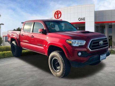 Used 2021 Toyota Tacoma SR5 image 3