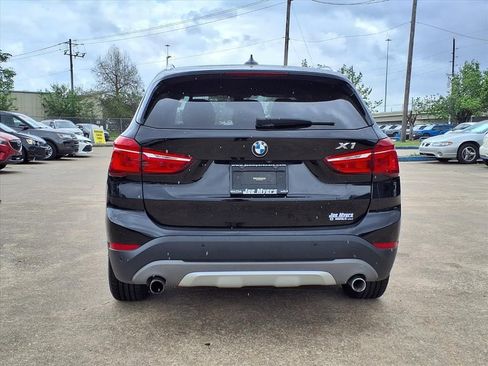 Used 2017 BMW X1 xDrive28i AWD/4WD image 6