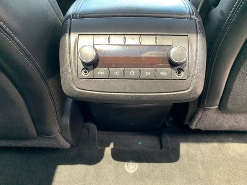 Used 2013 GMC Acadia SLT FWD image 36