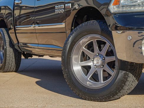 Used 2014 RAM 1500 Laramie w/ Convenience Group image 2