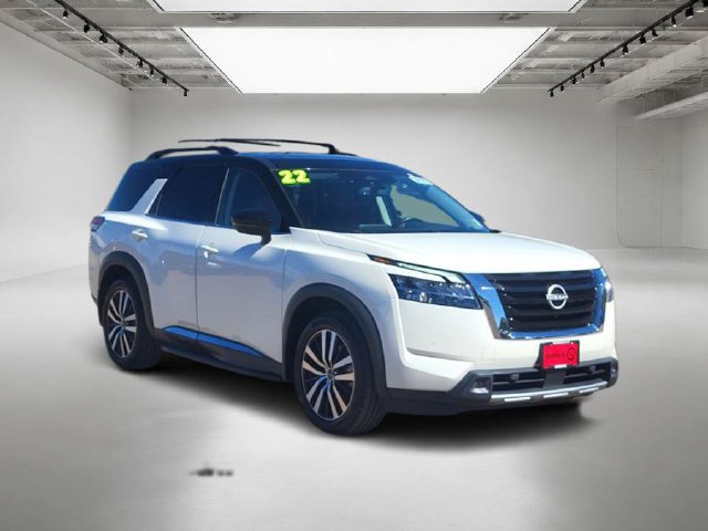 Used 2023 Nissan Pathfinder Platinum w/ Lighting Package (N93) FWD image 7