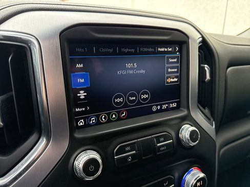 Used 2021 GMC Sierra 1500 SLT w/ SLT Premium Plus Package image 19