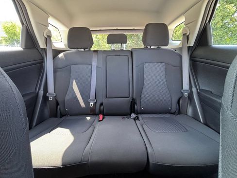 Used 2025 Kia Sportage LX FWD image 32