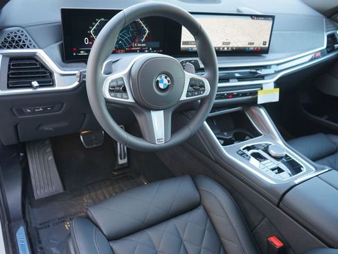 New 2026 BMW X6 xDrive40i image 13