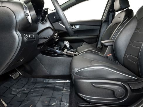 Certified 2023 Kia Forte GT-Line w/ GT-Line Premium Package FWD image 12