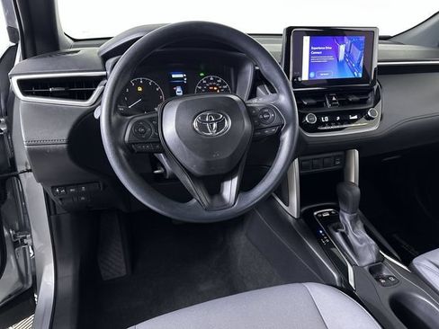 Used 2025 Toyota Corolla Cross AWD Hybrid image 21