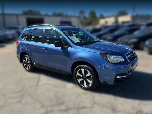 Used 2017 Subaru Forester 2.5i w/ Alloy Wheel Package image 16