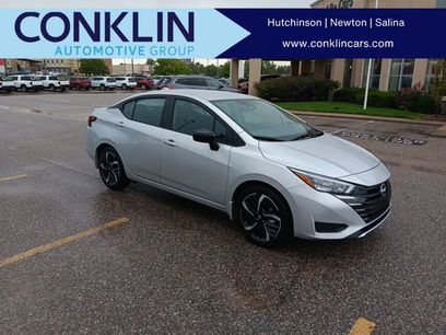 New 2025 Nissan Versa SR w/ Trunk Package