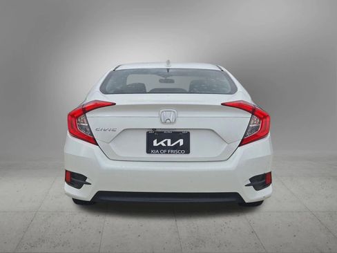 Used 2017 Honda Civic EX image 5