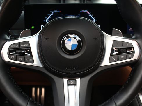 Used 2024 BMW M440i Convertible w/ Premium Package RWD image 71