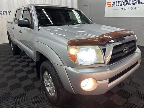 Used 2006 Toyota Tacoma 4x4 Double Cab image 2