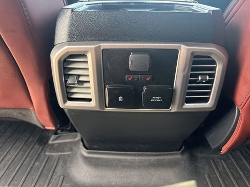 Used 2020 Ford F250 Platinum image 29