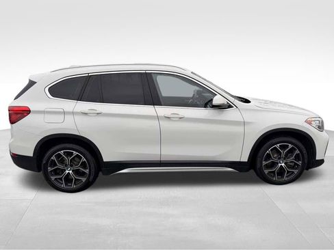 Used 2021 BMW X1 xDrive28i w/ Convenience Package AWD/4WD image 4
