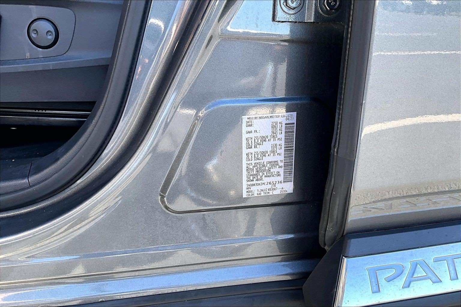Used 2023 Nissan Pathfinder Platinum AWD/4WD image 21
