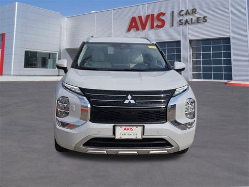 Used 2024 Mitsubishi Outlander SEL image 10