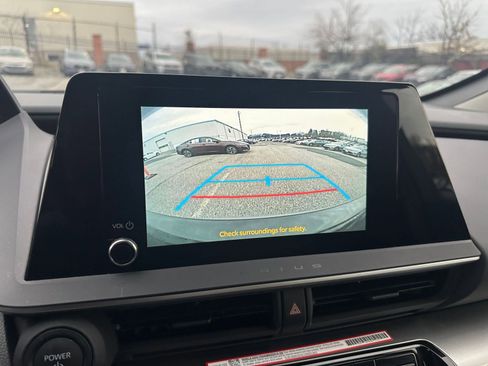 Used 2025 Toyota Prius LE image 17